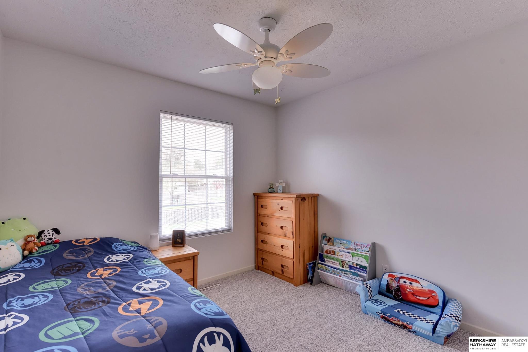 Omaha, Nebraska 68136, United States, 3 Bedrooms Bedrooms, ,2 BathroomsBathrooms,Residential,Pending,119008