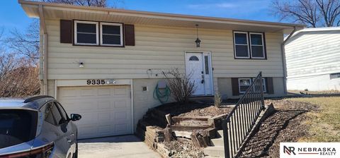 Photo of 9335 Ellison Avenue, Omaha, NE 68134 (MLS # 22606331)