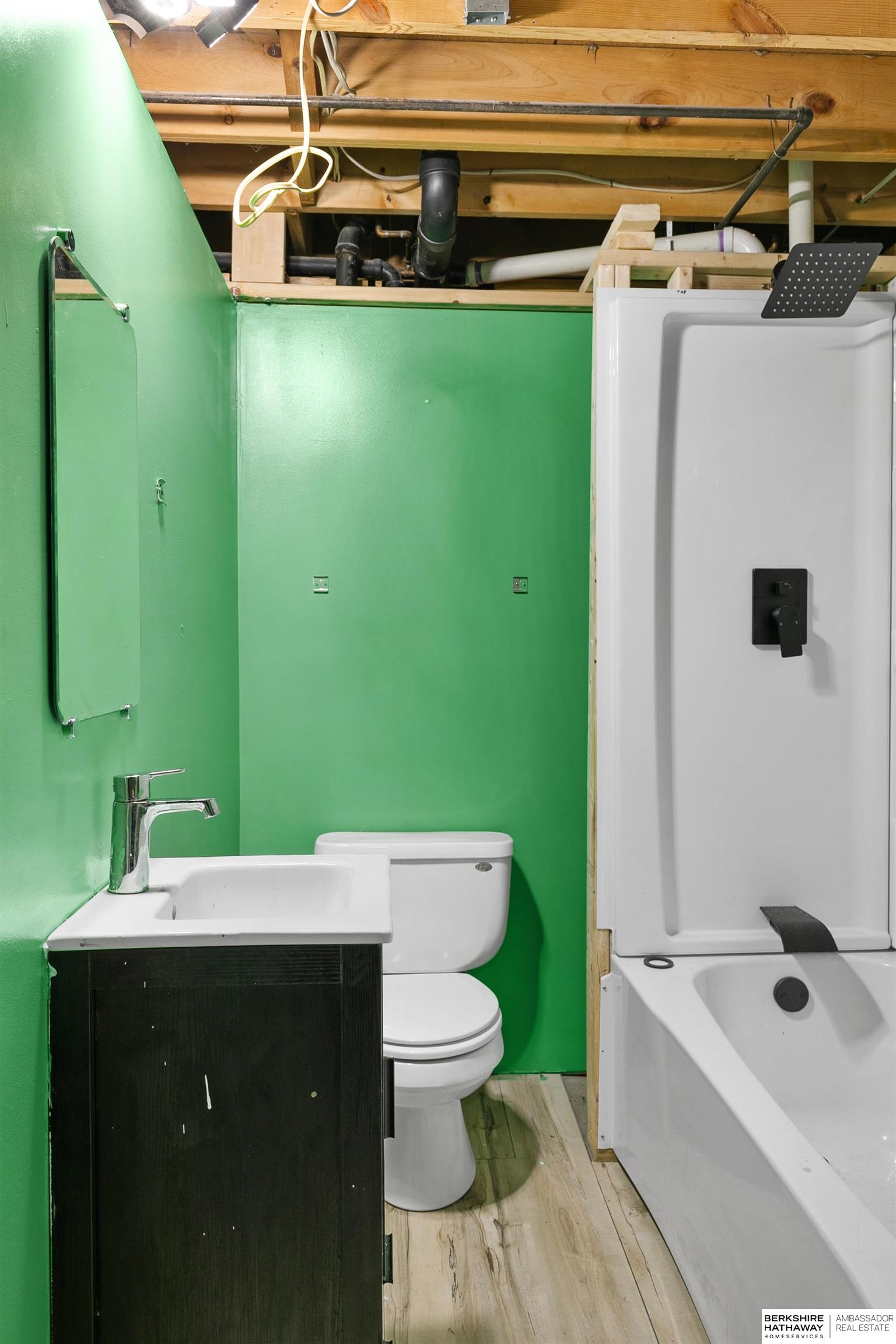 Lincoln, Nebraska 68521, United States, 3 Bedrooms Bedrooms, ,2 BathroomsBathrooms,Residential,Active,237840