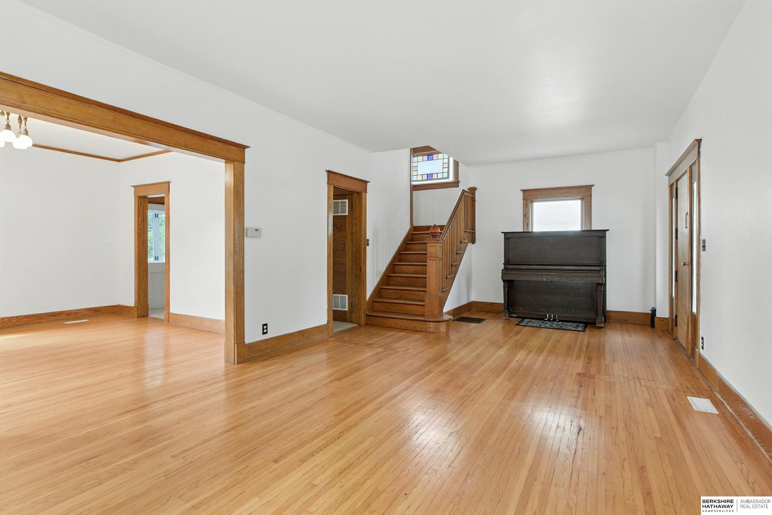 Lincoln, Nebraska 68502, United States, 3 Bedrooms Bedrooms, ,2 BathroomsBathrooms,Residential,Active,217034