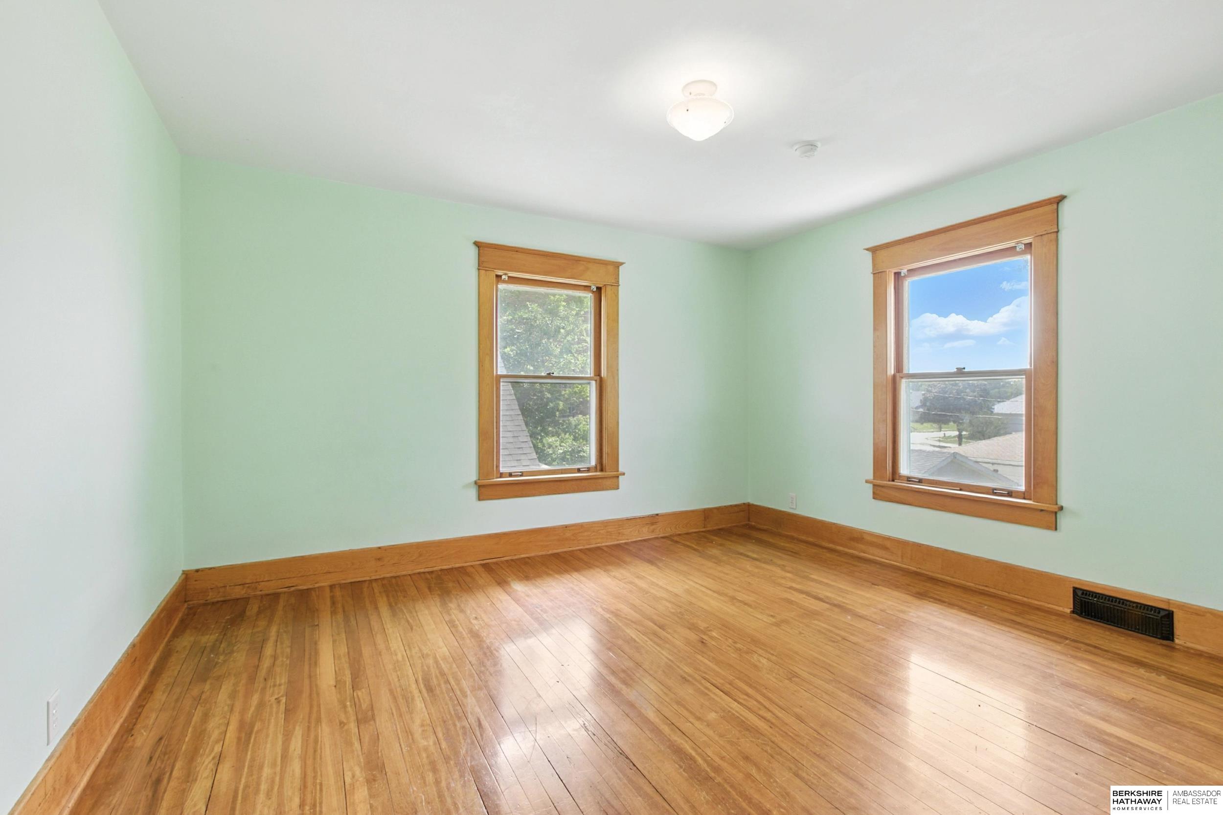 Lincoln, Nebraska 68502, United States, 3 Bedrooms Bedrooms, ,2 BathroomsBathrooms,Residential,Active,217034