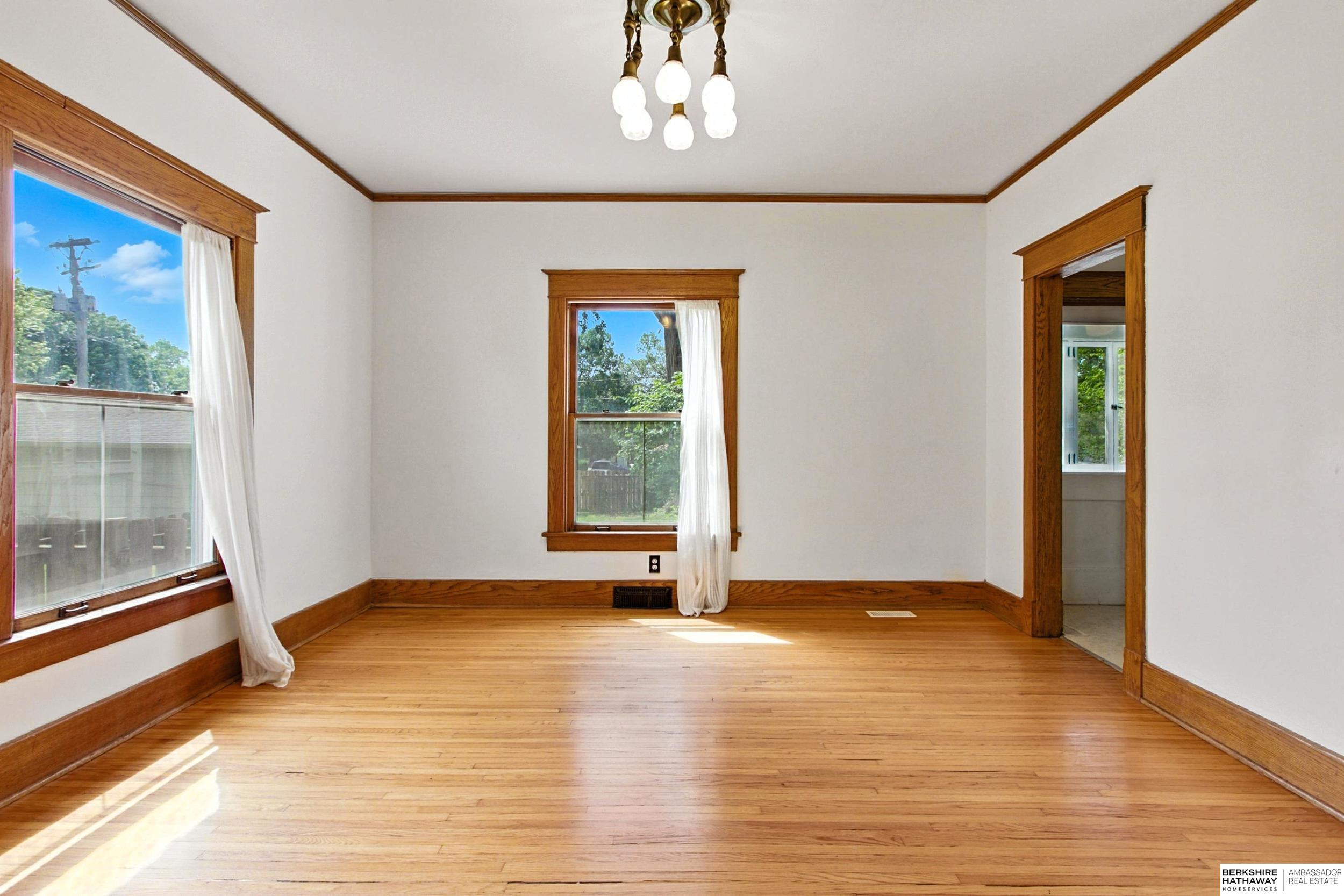 Lincoln, Nebraska 68502, United States, 3 Bedrooms Bedrooms, ,2 BathroomsBathrooms,Residential,Active,217034