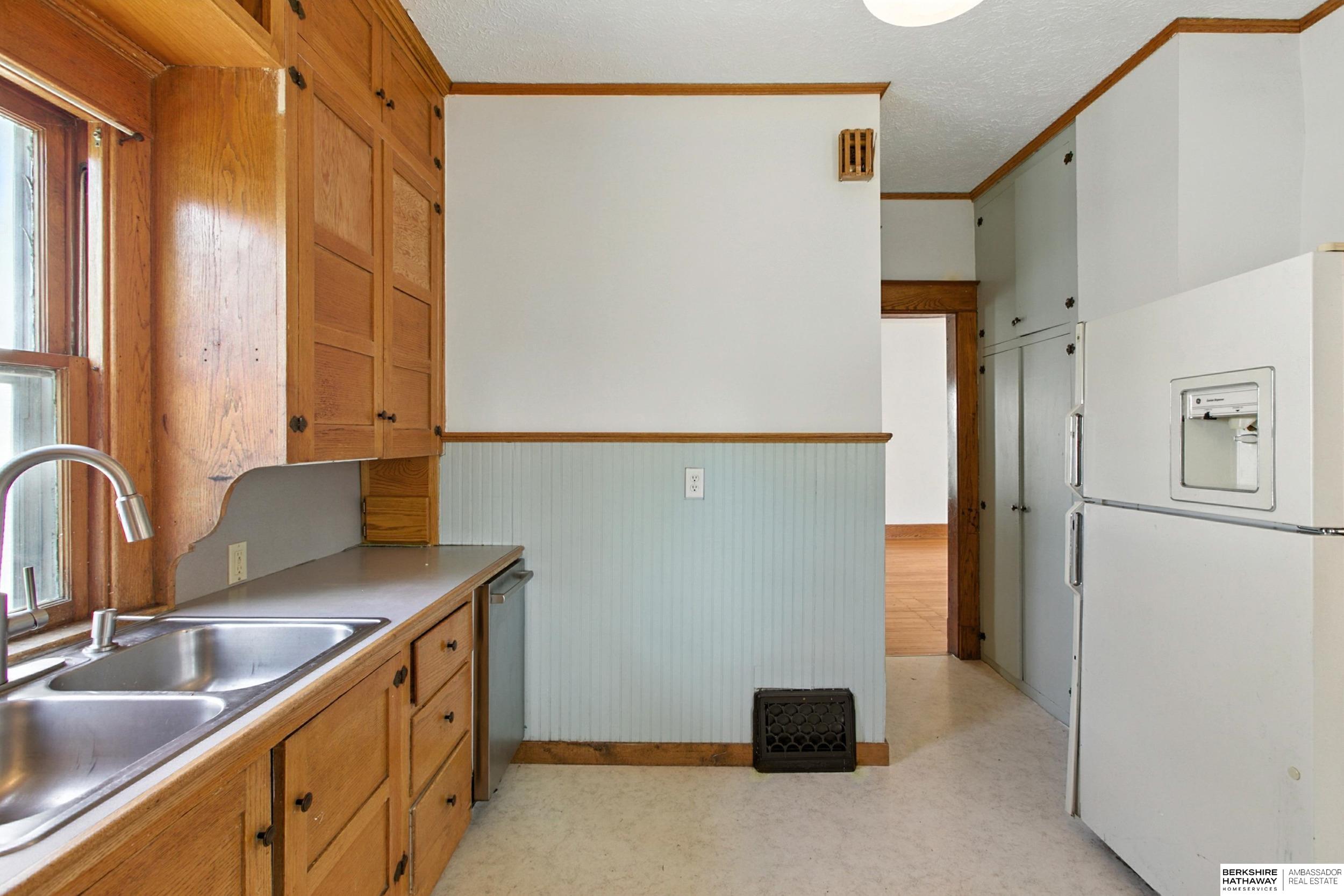 Lincoln, Nebraska 68502, United States, 3 Bedrooms Bedrooms, ,2 BathroomsBathrooms,Residential,Active,217034