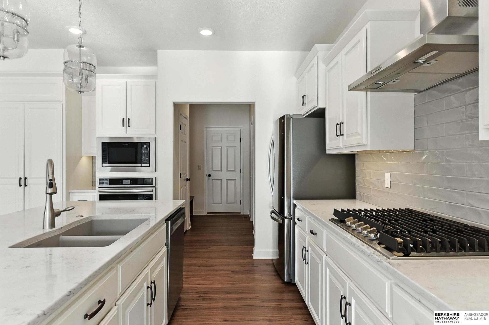 Omaha, Nebraska 68135, United States, 4 Bedrooms Bedrooms, ,3 BathroomsBathrooms,Residential,Pending,202607