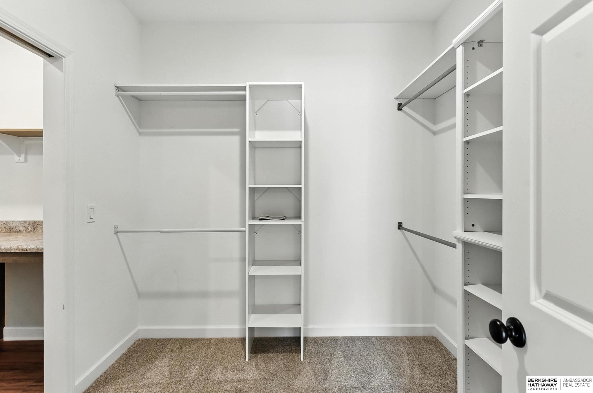 Omaha, Nebraska 68135, United States, 4 Bedrooms Bedrooms, ,3 BathroomsBathrooms,Residential,Pending,202607