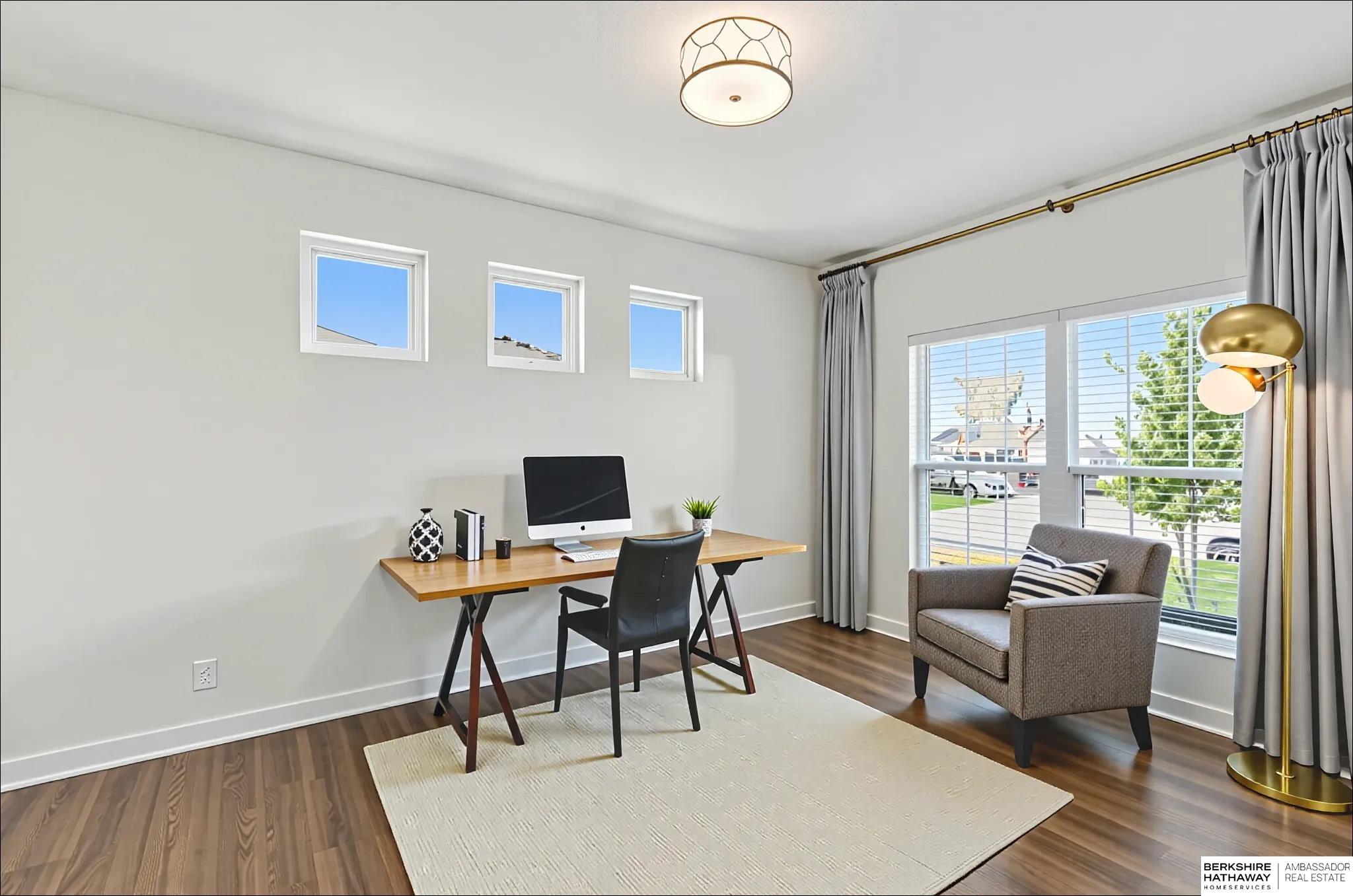 Omaha, Nebraska 68135, United States, 4 Bedrooms Bedrooms, ,3 BathroomsBathrooms,Residential,Pending,202607