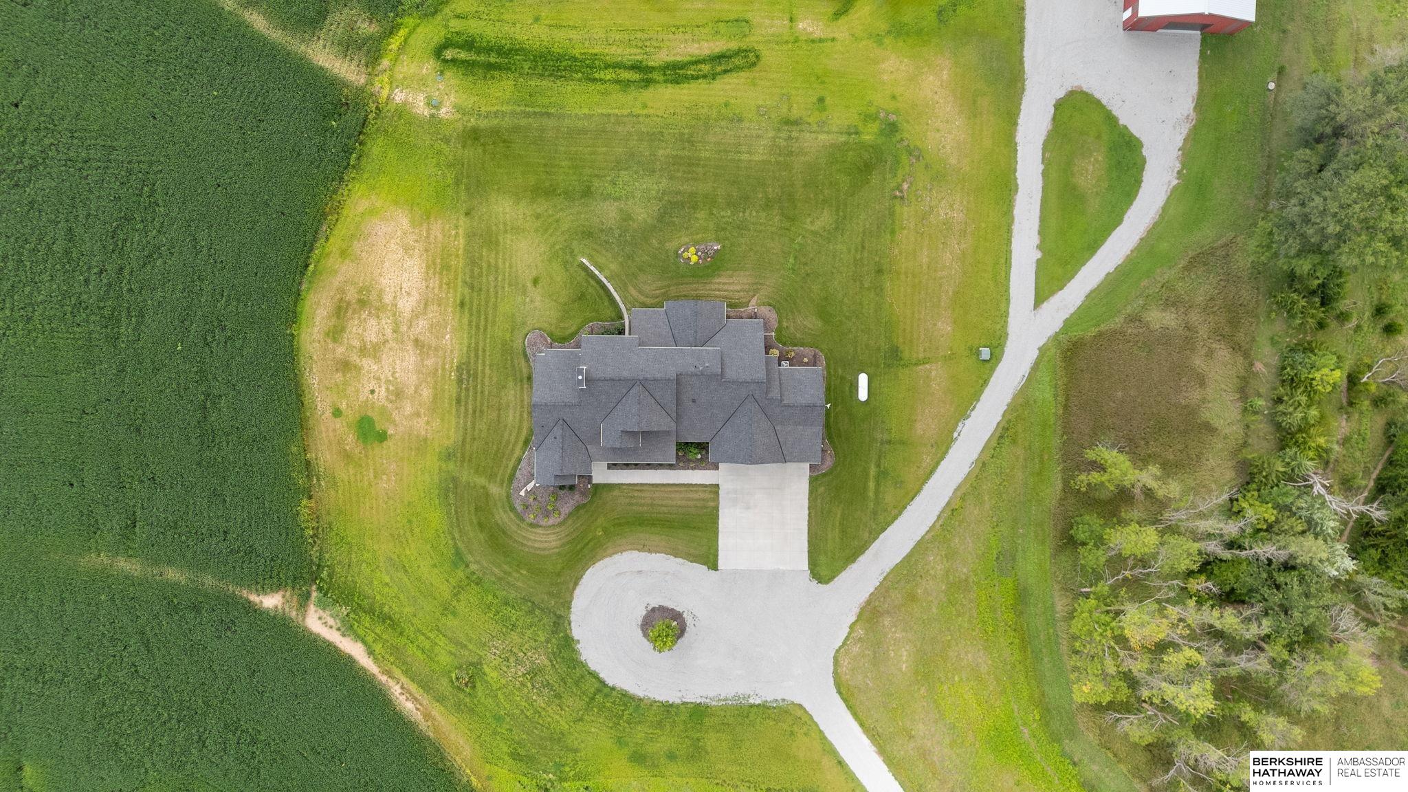 Louisville, Nebraska 68037, United States, 5 Bedrooms Bedrooms, ,3 BathroomsBathrooms,Residential,Active,197056