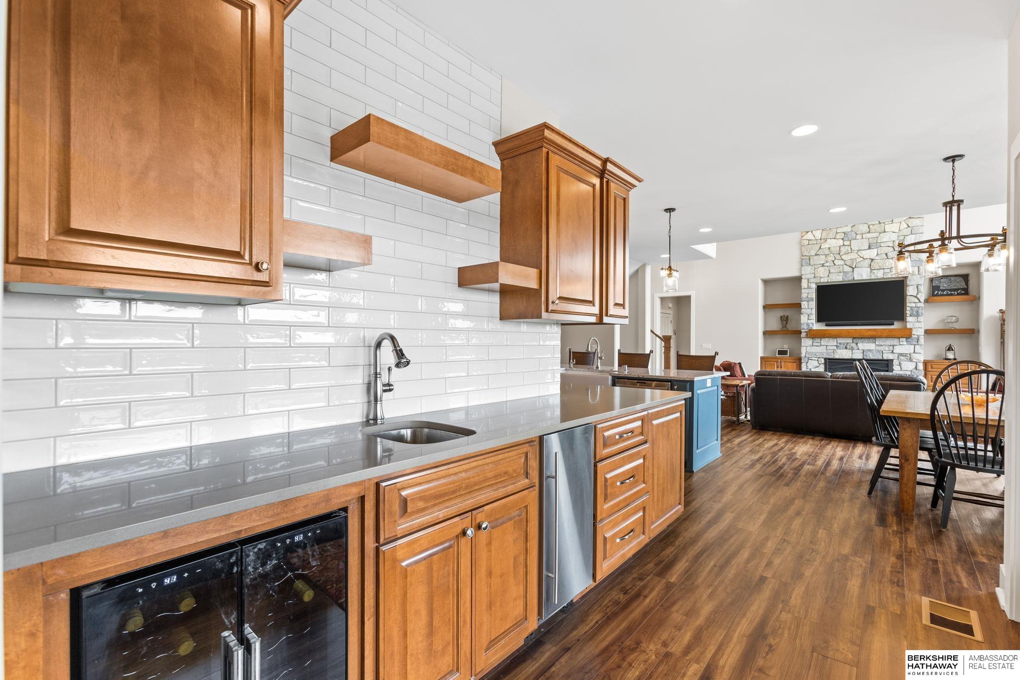 Louisville, Nebraska 68037, United States, 5 Bedrooms Bedrooms, ,3 BathroomsBathrooms,Residential,Active,197056