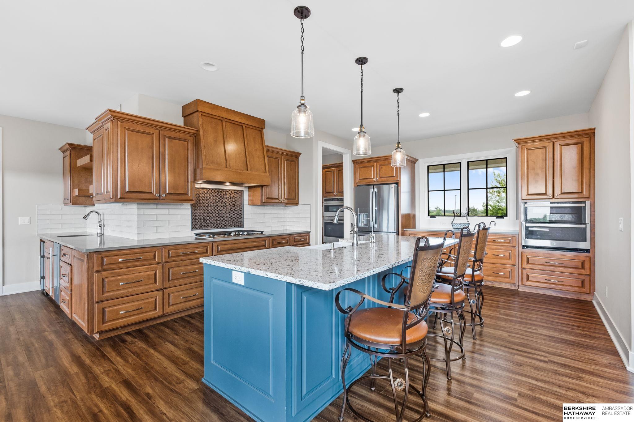 Louisville, Nebraska 68037, United States, 5 Bedrooms Bedrooms, ,3 BathroomsBathrooms,Residential,Active,197056