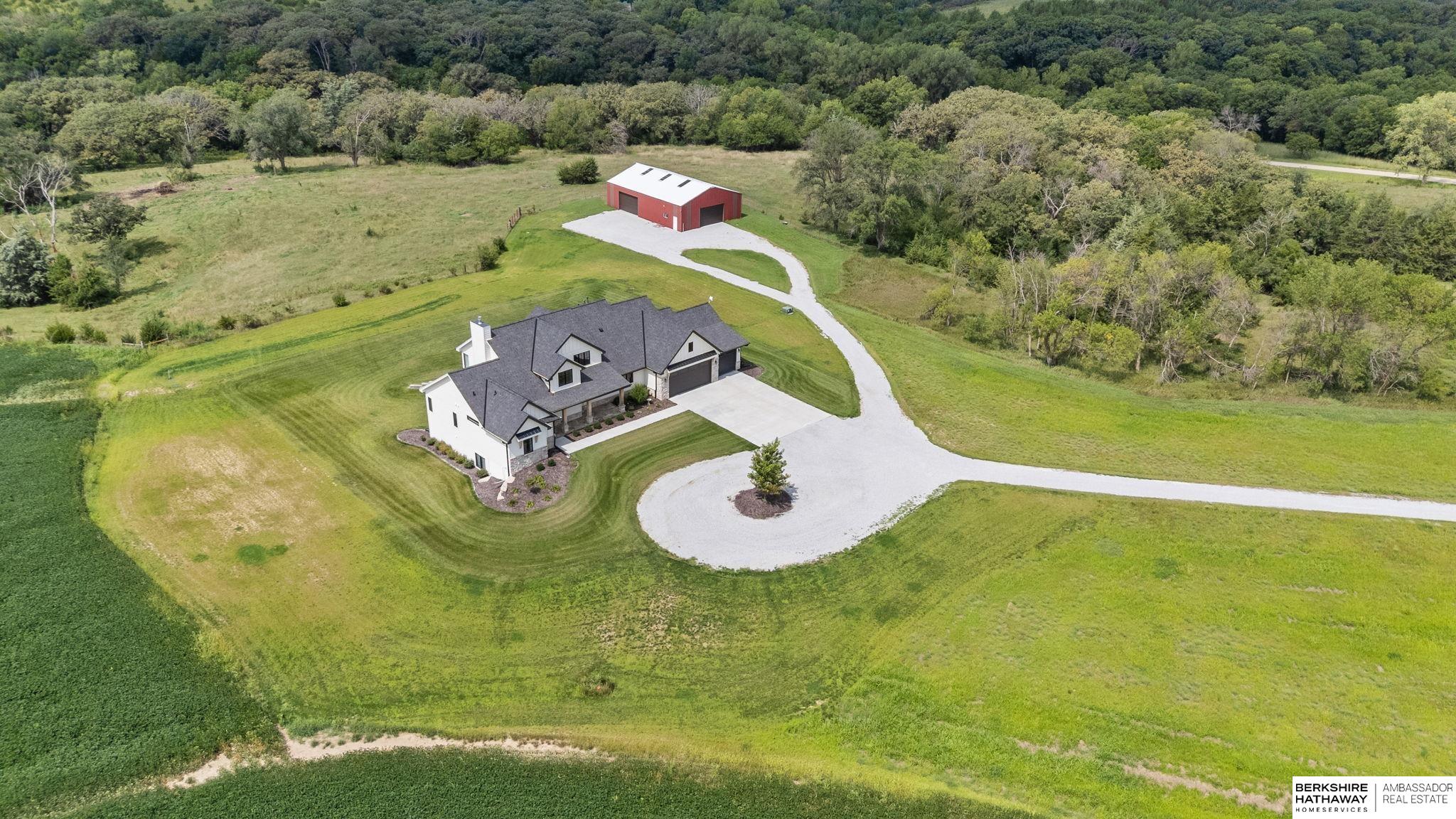 Louisville, Nebraska 68037, United States, 5 Bedrooms Bedrooms, ,3 BathroomsBathrooms,Residential,Active,197056