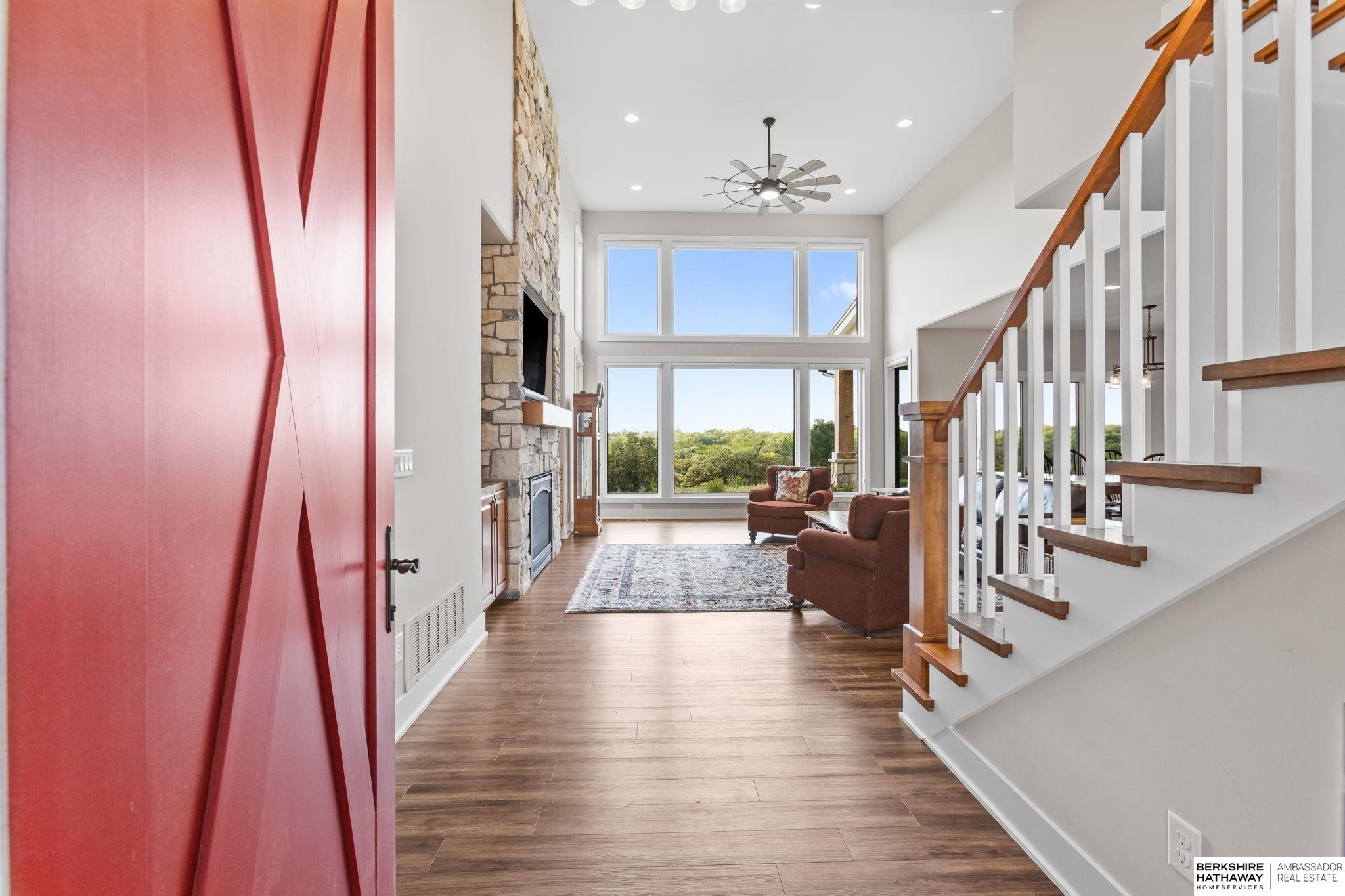 Louisville, Nebraska 68037, United States, 5 Bedrooms Bedrooms, ,3 BathroomsBathrooms,Residential,Active,197056