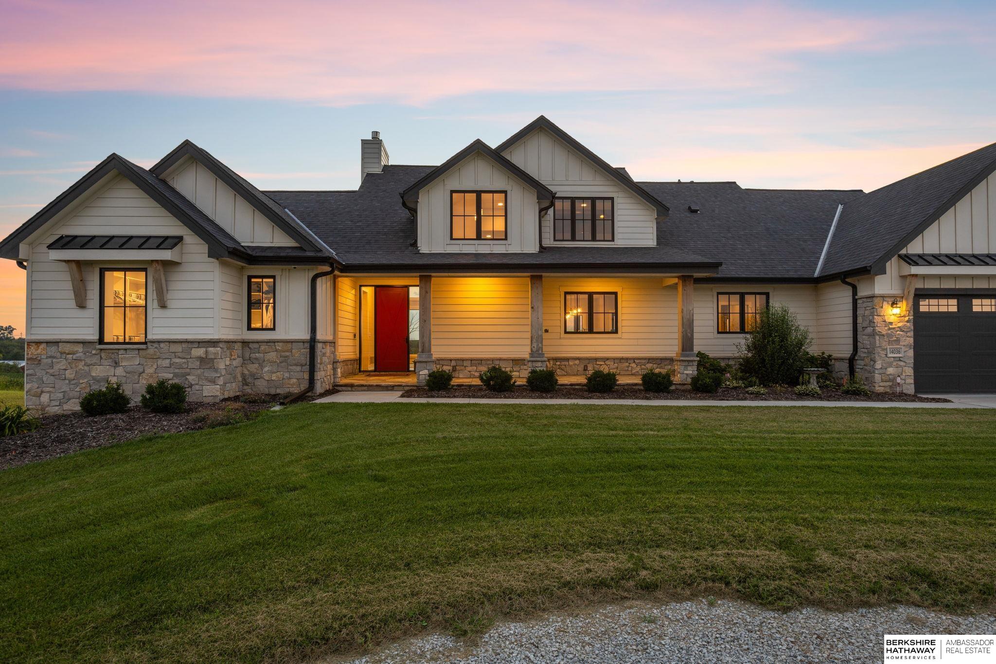 Louisville, Nebraska 68037, United States, 5 Bedrooms Bedrooms, ,3 BathroomsBathrooms,Residential,Active,197056