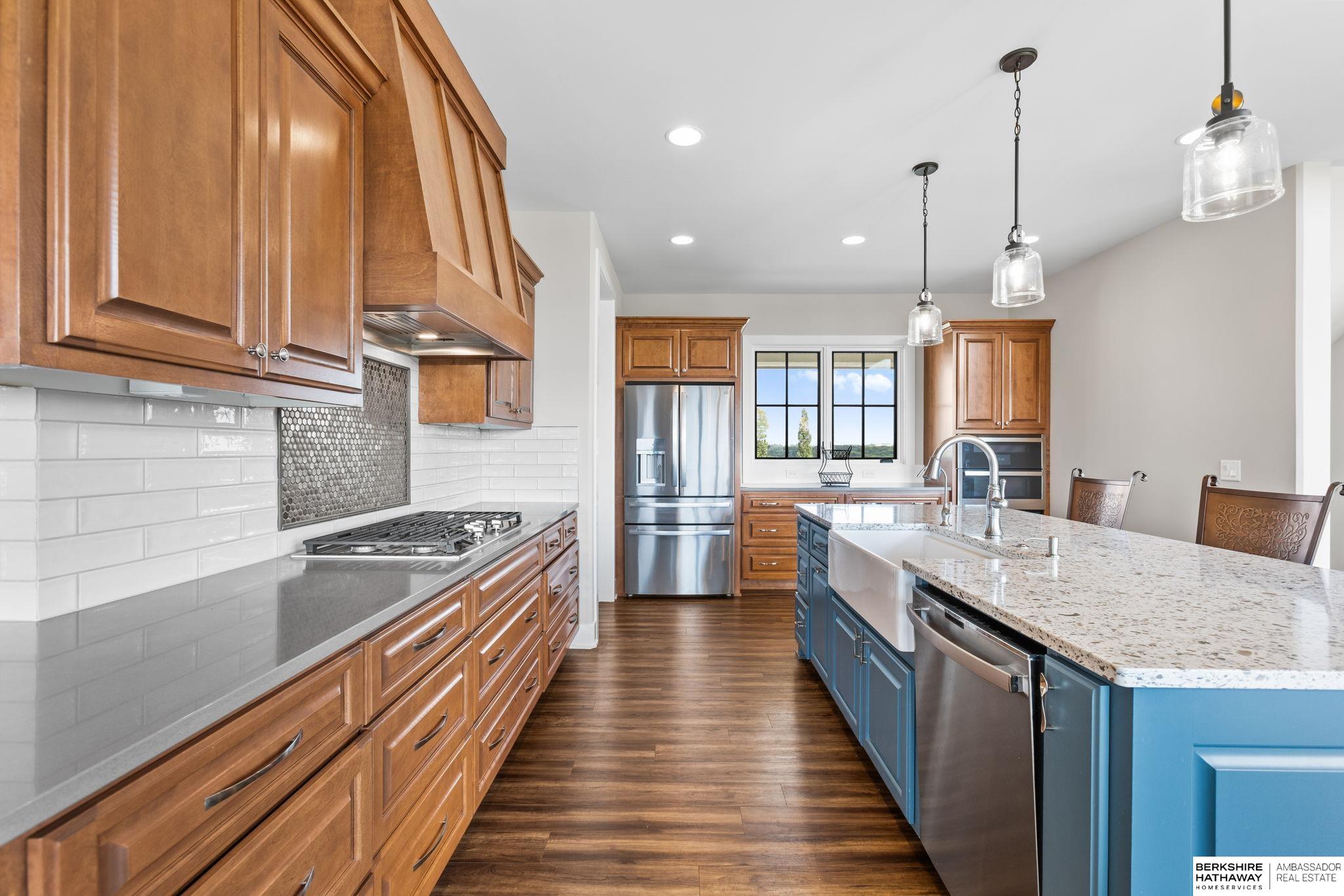 Louisville, Nebraska 68037, United States, 5 Bedrooms Bedrooms, ,3 BathroomsBathrooms,Residential,Active,197056