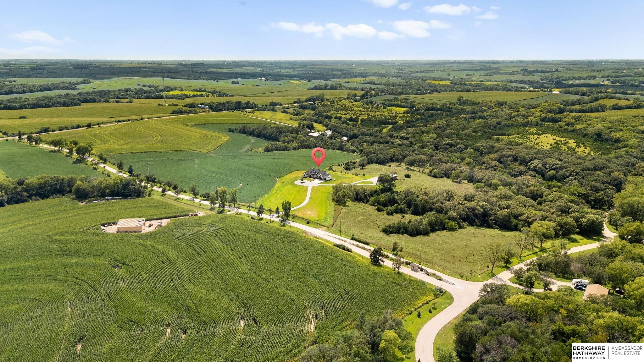 Louisville, Nebraska 68037, United States, 5 Bedrooms Bedrooms, ,3 BathroomsBathrooms,Residential,Active,197056