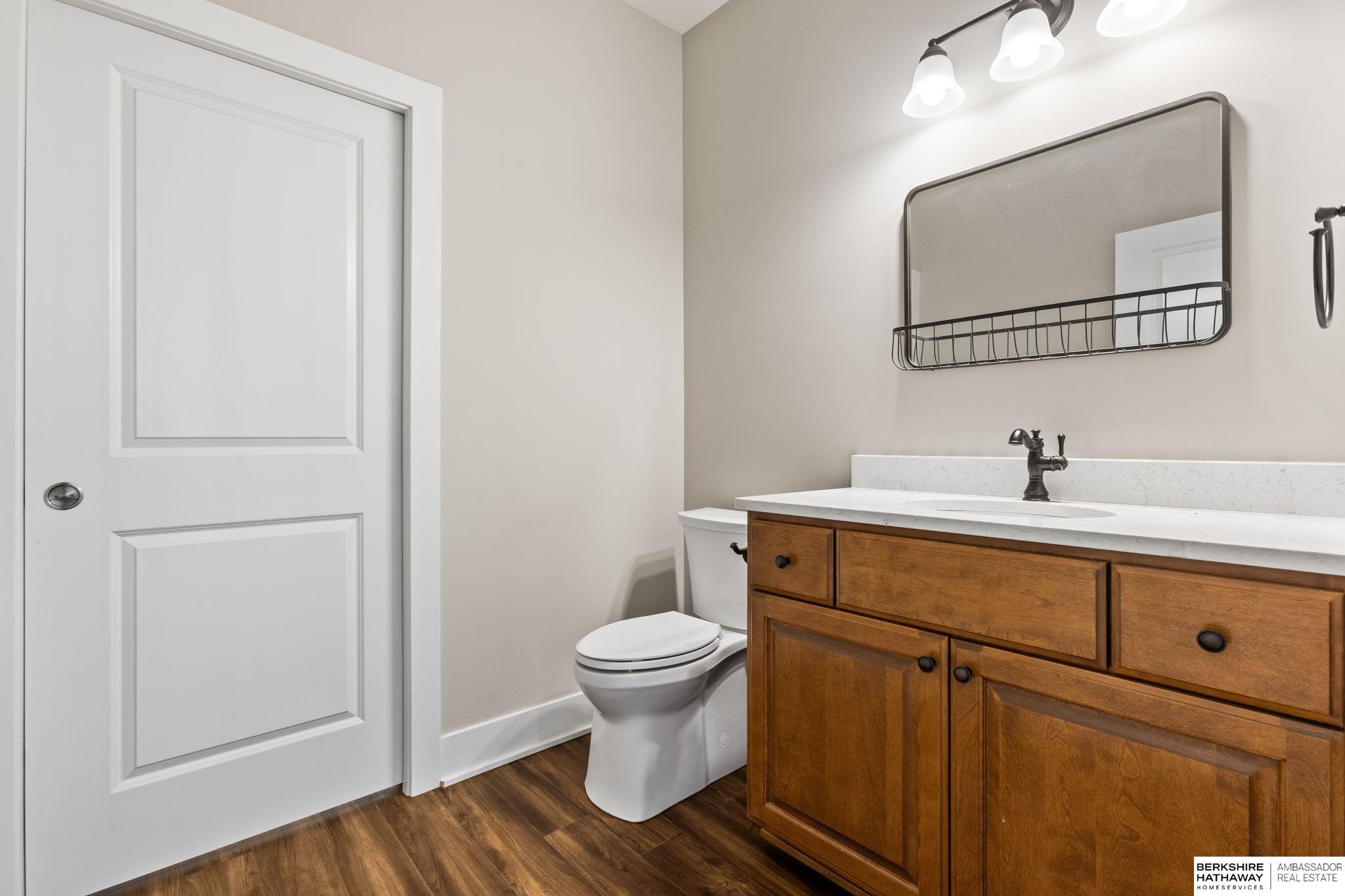 Louisville, Nebraska 68037, United States, 5 Bedrooms Bedrooms, ,3 BathroomsBathrooms,Residential,Active,197056