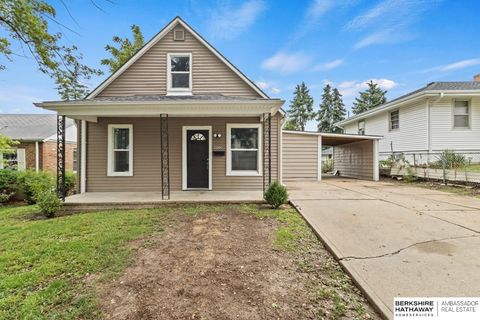 Photo of 4122 X Street, Omaha, NE 68107 (MLS # 22527072)