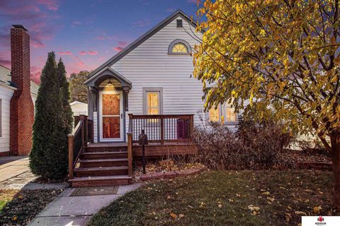 Photo of 3521 D Street, Lincoln, NE 68510 (MLS # 22532805)