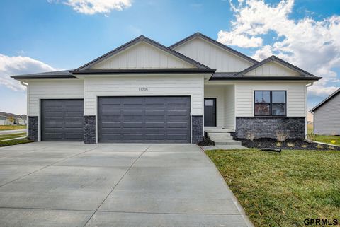 Photo of 4756 S 198th Avenue, Omaha, NE 68135 (MLS # 22601520)