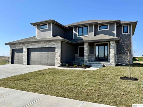 Photo of 21722 Parkview Drive, Gretna, NE 68028 (MLS # 22528442)