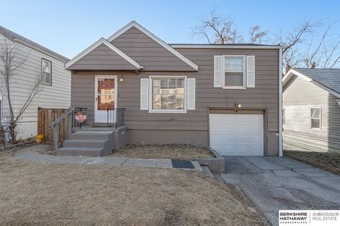 Photo of 3708 N 36th Avenue, Omaha, NE 68111 (MLS # 22604522)