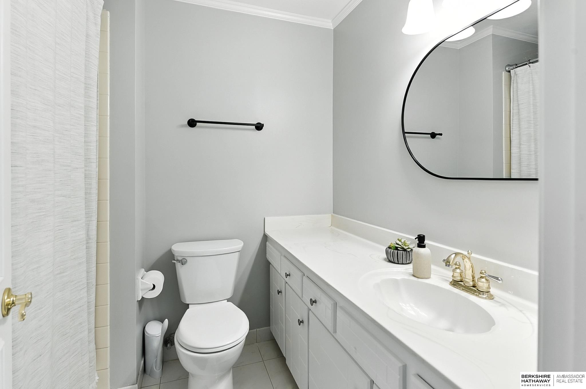 Omaha, Nebraska 68144, United States, 3 Bedrooms Bedrooms, ,2 BathroomsBathrooms,Residential,Pending,199595