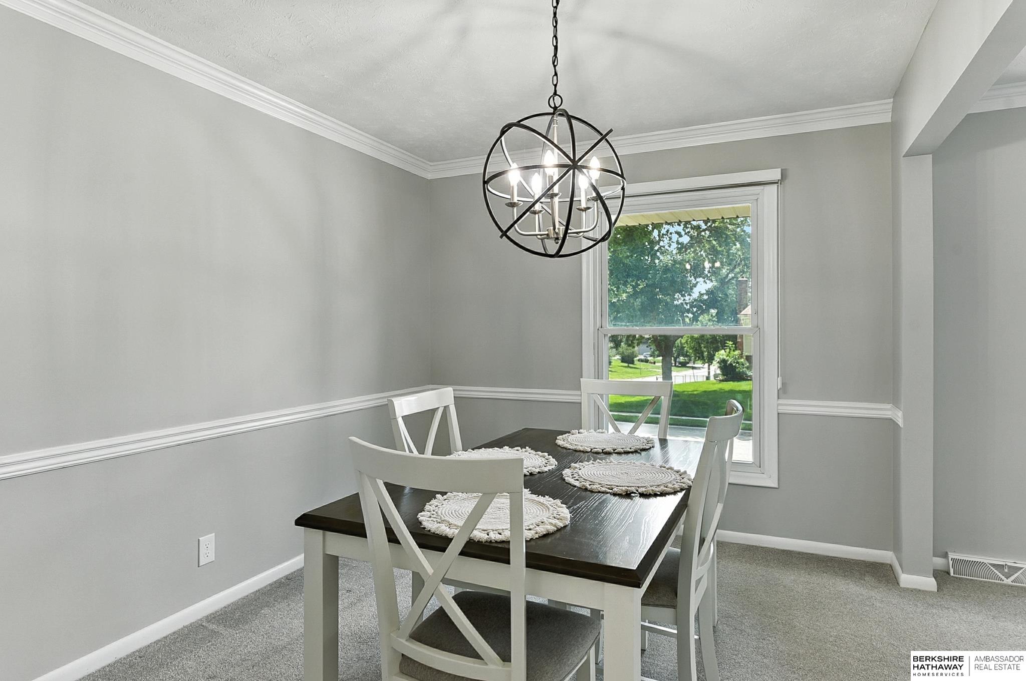 Omaha, Nebraska 68144, United States, 3 Bedrooms Bedrooms, ,2 BathroomsBathrooms,Residential,Pending,199595