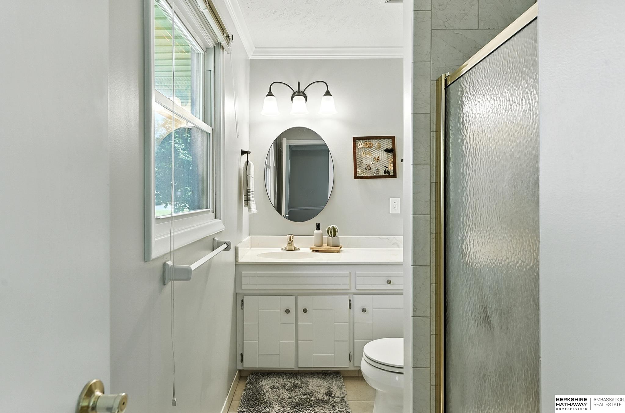 Omaha, Nebraska 68144, United States, 3 Bedrooms Bedrooms, ,2 BathroomsBathrooms,Residential,Pending,199595