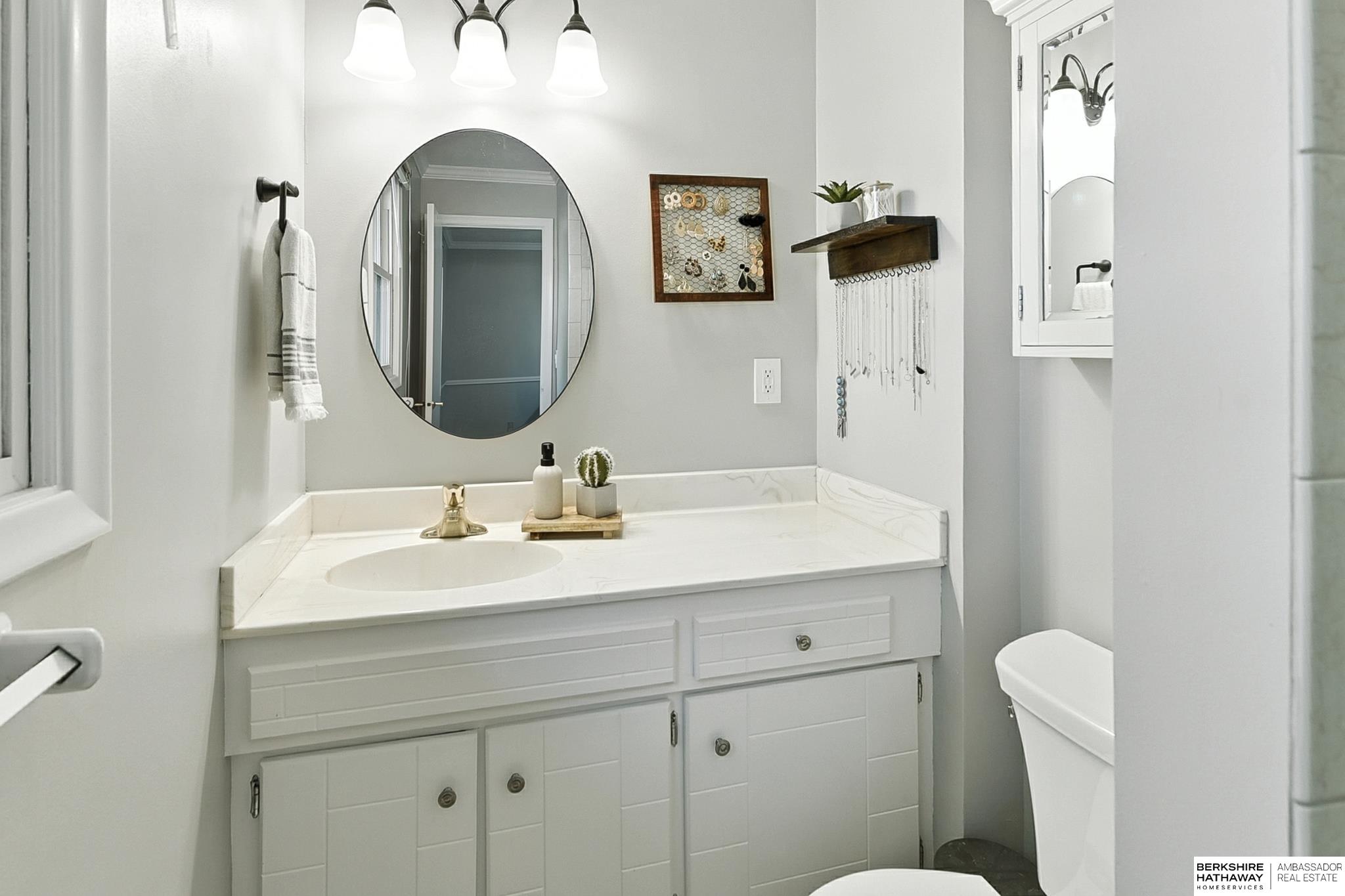 Omaha, Nebraska 68144, United States, 3 Bedrooms Bedrooms, ,2 BathroomsBathrooms,Residential,Pending,199595