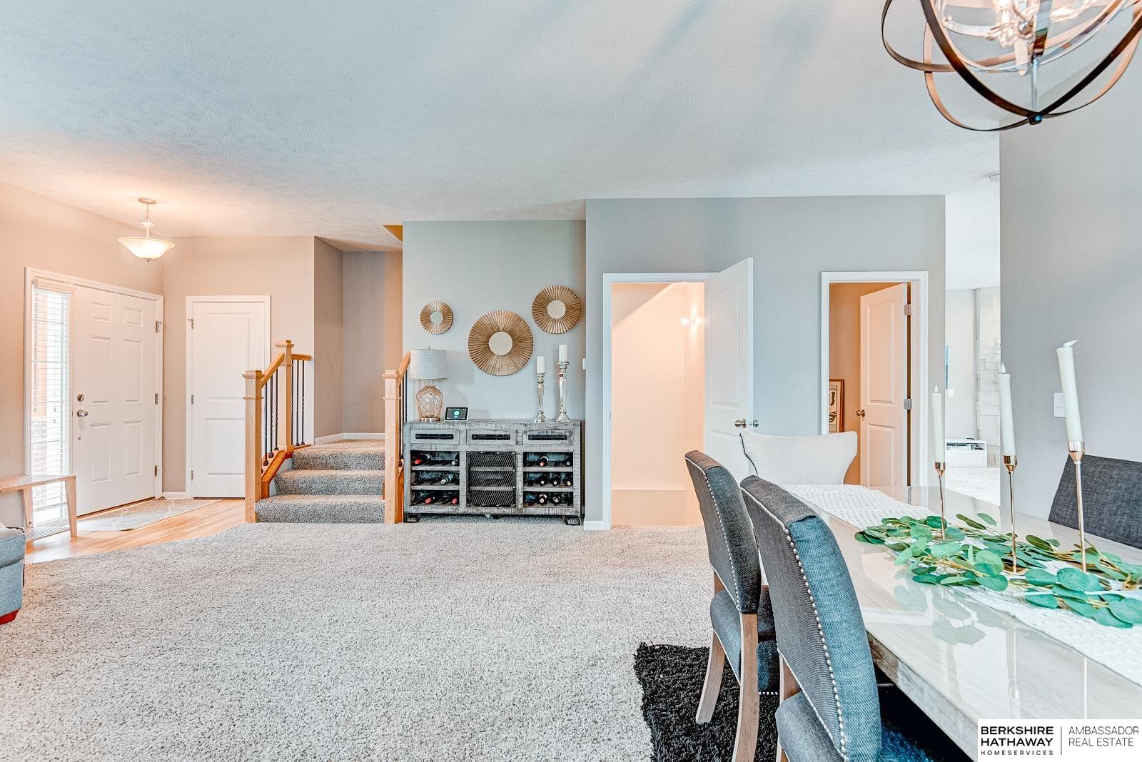 Bennington, Nebraska 68007, United States, 5 Bedrooms Bedrooms, ,4 BathroomsBathrooms,Residential,Active,210642