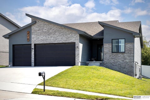 Photo of 470 Eastwood Drive, Louisville, NE 68037 (MLS # 22621486)