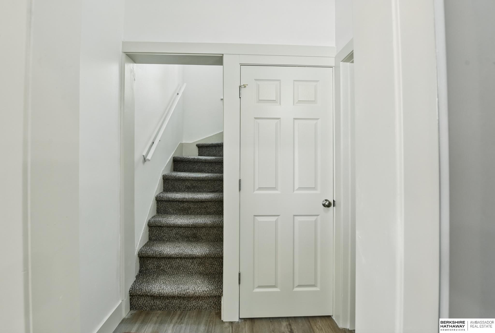 Omaha, Nebraska 68111, United States, 6 Bedrooms Bedrooms, ,3 BathroomsBathrooms,Residential,Active,240651