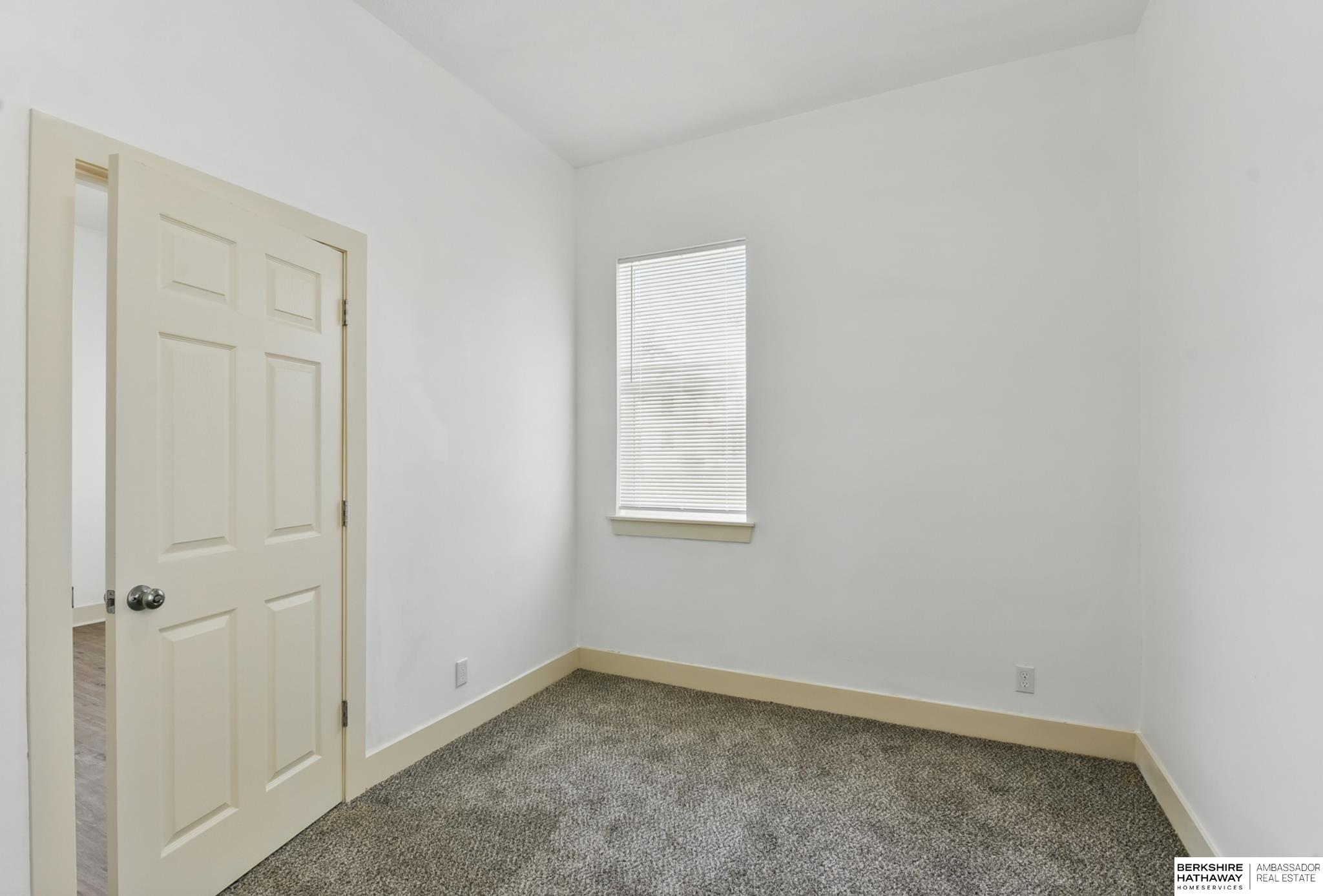 Omaha, Nebraska 68111, United States, 6 Bedrooms Bedrooms, ,3 BathroomsBathrooms,Residential,Active,240651