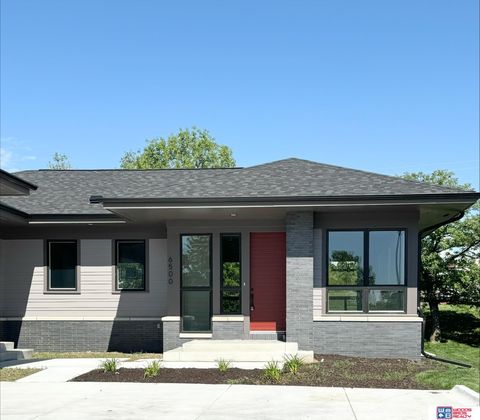 Photo of 6500 Windflower Road, Lincoln, NE 68521 (MLS # 22530514)