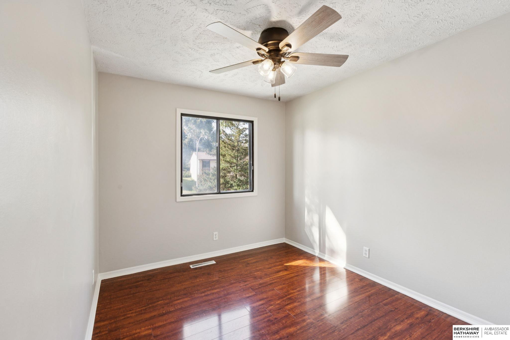 Omaha, Nebraska 68137, United States, 4 Bedrooms Bedrooms, ,2 BathroomsBathrooms,Residential,Active,217269