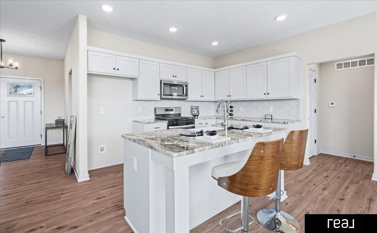 Bellevue, Nebraska 68123, United States, 3 Bedrooms Bedrooms, ,2 BathroomsBathrooms,Residential,Active,104102