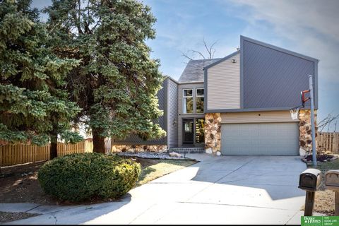 Photo of 2334 N 113 Street, Omaha, NE 68164 (MLS # 22604136)