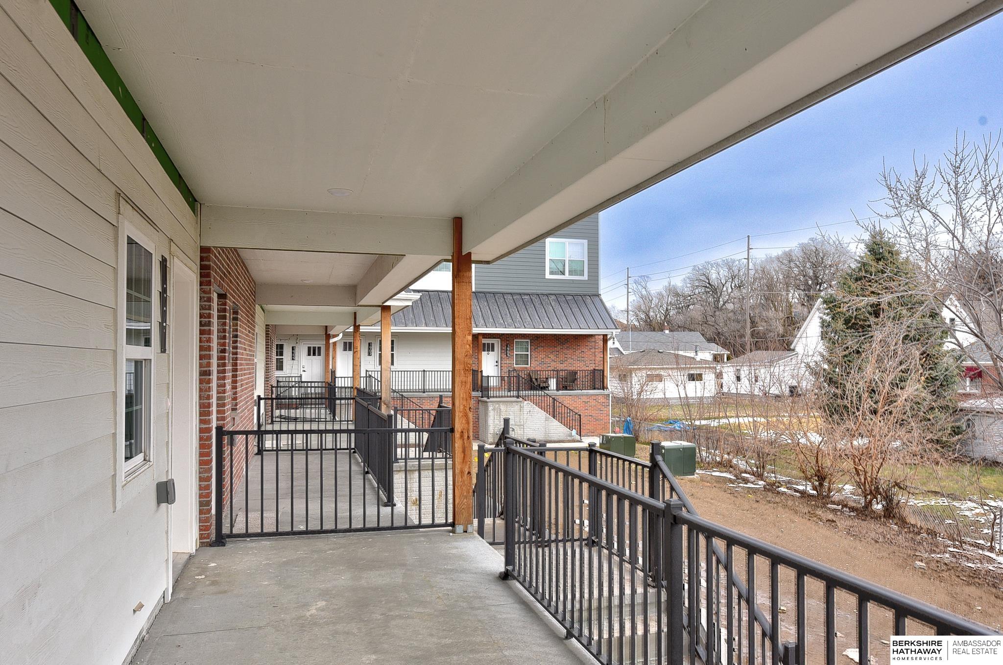 Omaha, Nebraska 68108, United States, 2 Bedrooms Bedrooms, ,2 BathroomsBathrooms,Residential,Pending,135178