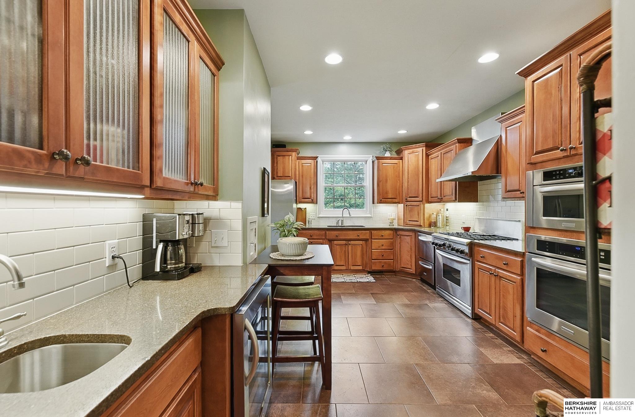 Omaha, Nebraska 68132, United States, 5 Bedrooms Bedrooms, ,2 BathroomsBathrooms,Residential,Active,194577