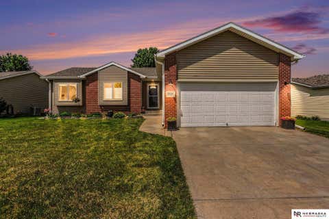 Photo of 2325 NW 43rd Street, Lincoln, NE 68524 (MLS # 22620945)