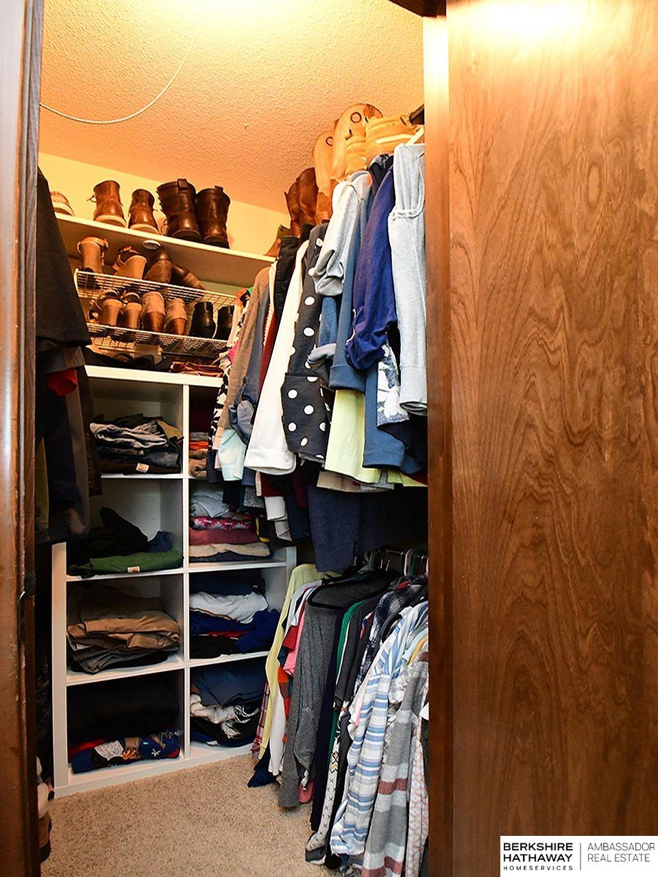 Omaha, Nebraska 68105, United States, 4 Bedrooms Bedrooms, ,2 BathroomsBathrooms,Residential,Active,170421