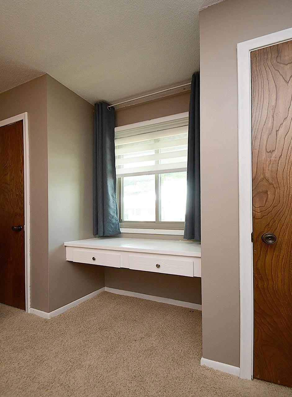 Omaha, Nebraska 68105, United States, 4 Bedrooms Bedrooms, ,2 BathroomsBathrooms,Residential,Active,170421