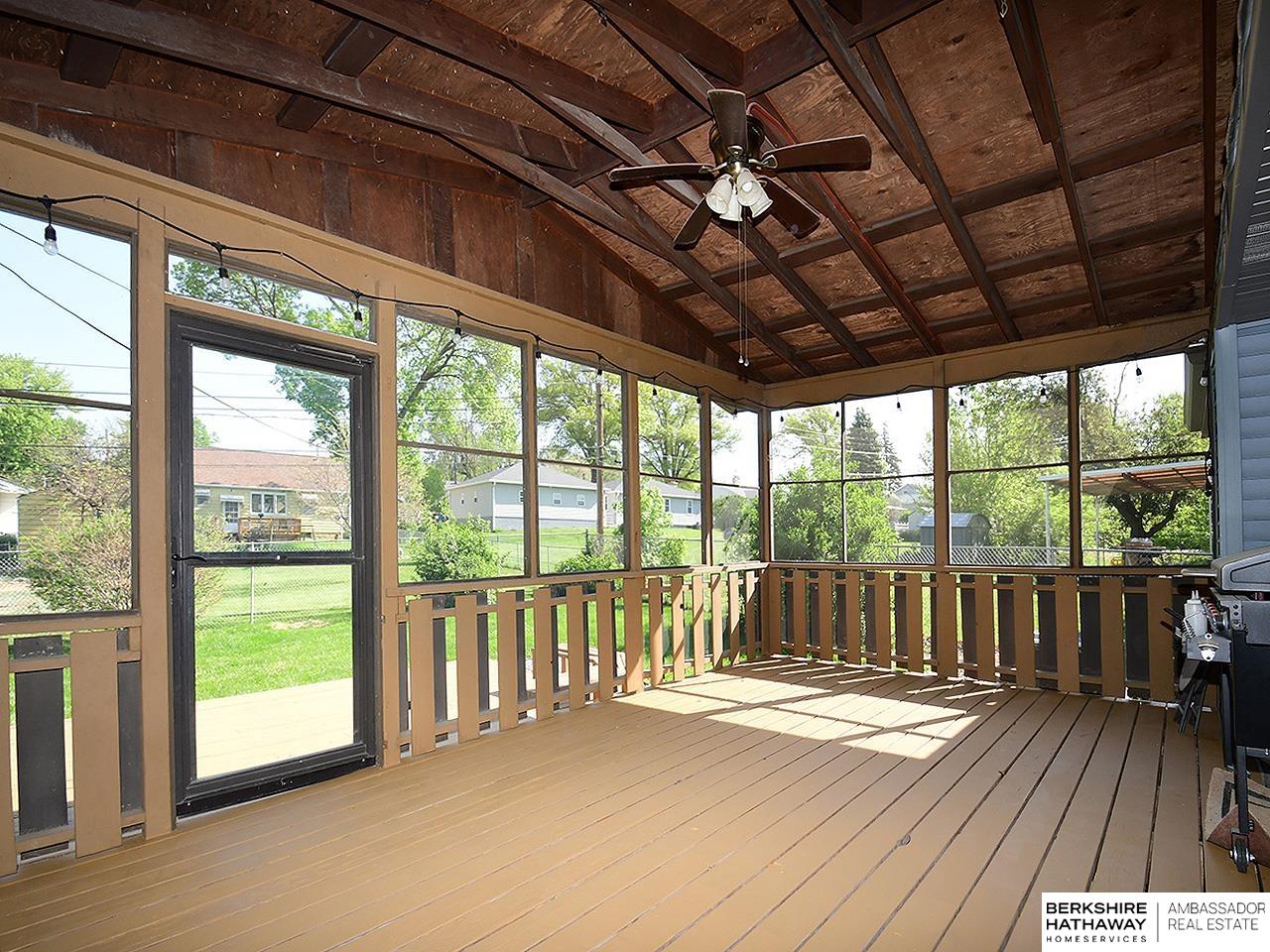 Omaha, Nebraska 68105, United States, 4 Bedrooms Bedrooms, ,2 BathroomsBathrooms,Residential,Active,170421