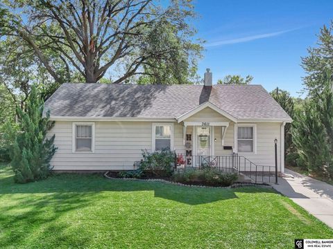 Photo of 3611 C Street, Lincoln, NE 68510 (MLS # 22528923)