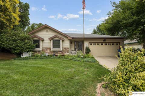 Photo of 11715 S 25th Avenue Circle, Bellevue, NE 68123 (MLS # 22617601)