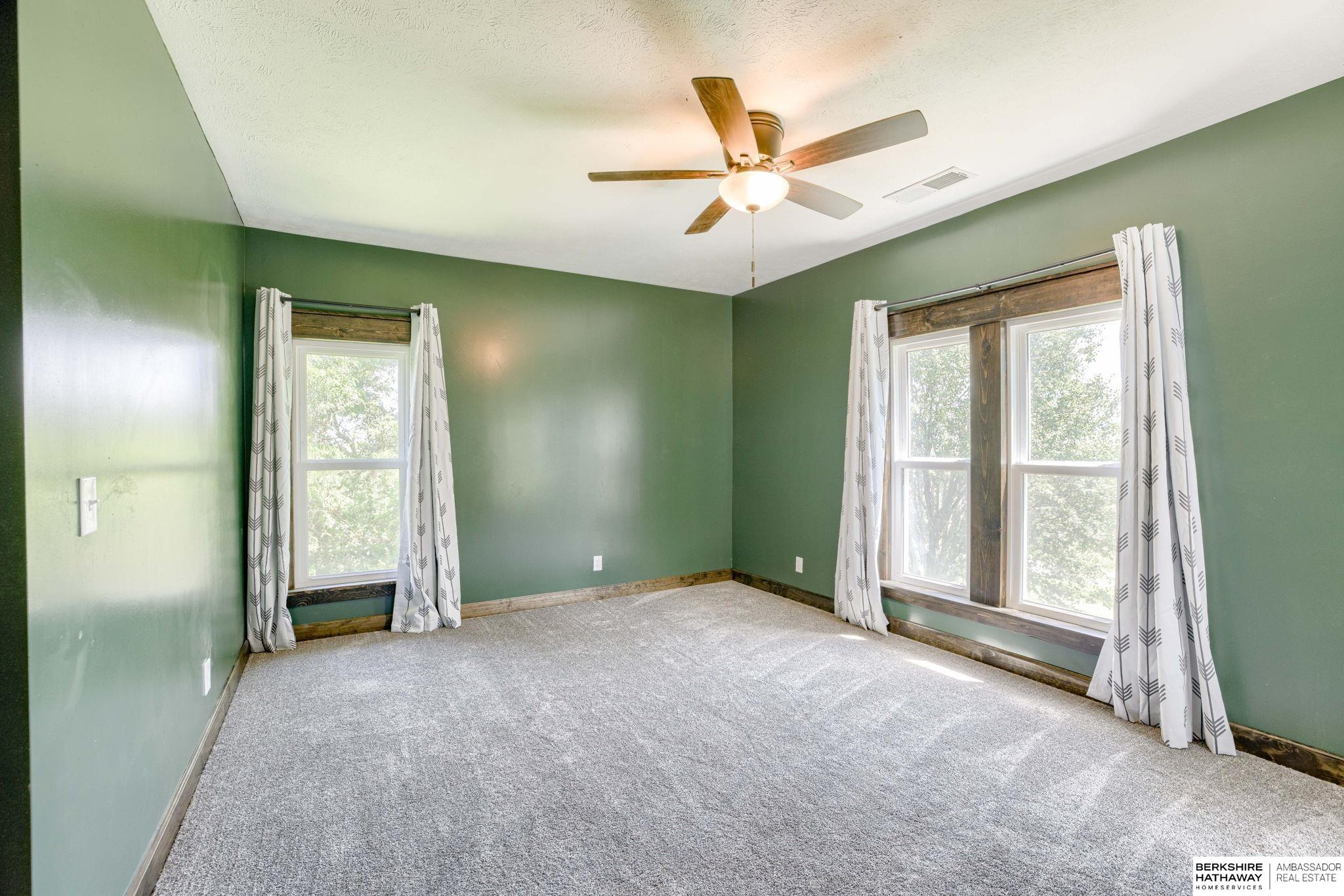 Humboldt, Nebraska 68376, United States, 4 Bedrooms Bedrooms, ,2 BathroomsBathrooms,Residential,Active,172527