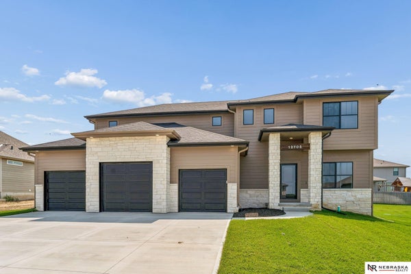 12705 GLENN ST, PAPILLION, NE 68138 - Image d5bf8dc2e86d3fd0a1b6efaccf45ec72/240067509