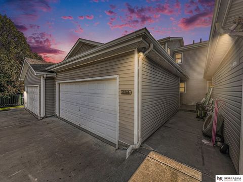 Photo of 604 Lakeside Drive #51, Lincoln, NE 68528 (MLS # 22528568)