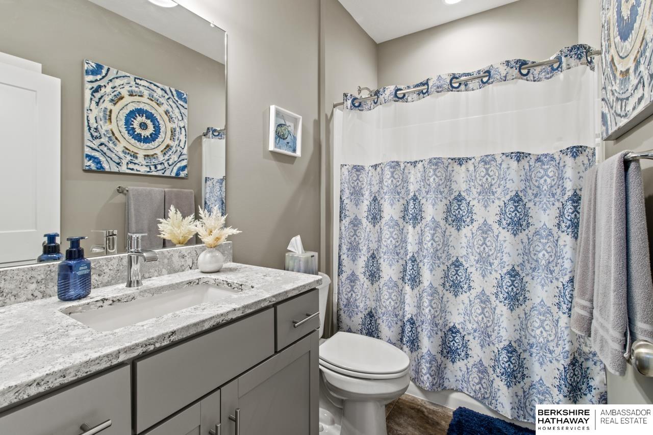 Elkhorn, Nebraska 68022, United States, 4 Bedrooms Bedrooms, ,3 BathroomsBathrooms,Residential,Active,173477