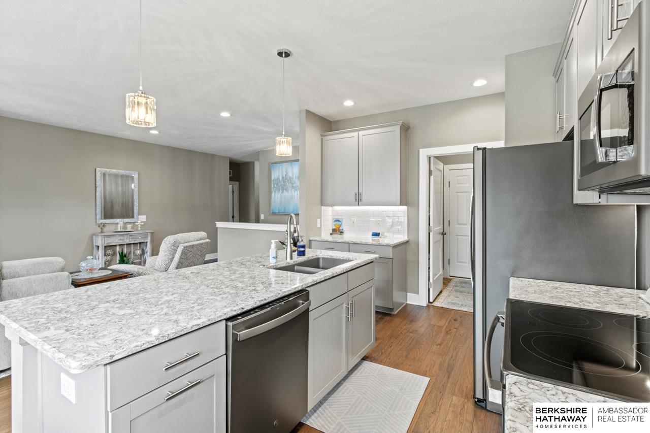 Elkhorn, Nebraska 68022, United States, 4 Bedrooms Bedrooms, ,3 BathroomsBathrooms,Residential,Active,173477