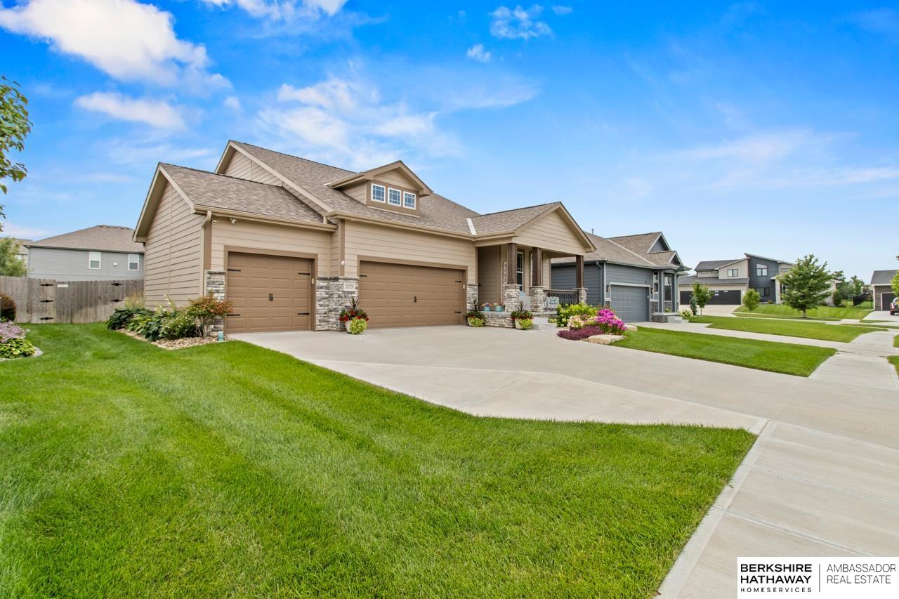 Elkhorn, Nebraska 68022, United States, 4 Bedrooms Bedrooms, ,3 BathroomsBathrooms,Residential,Active,173477